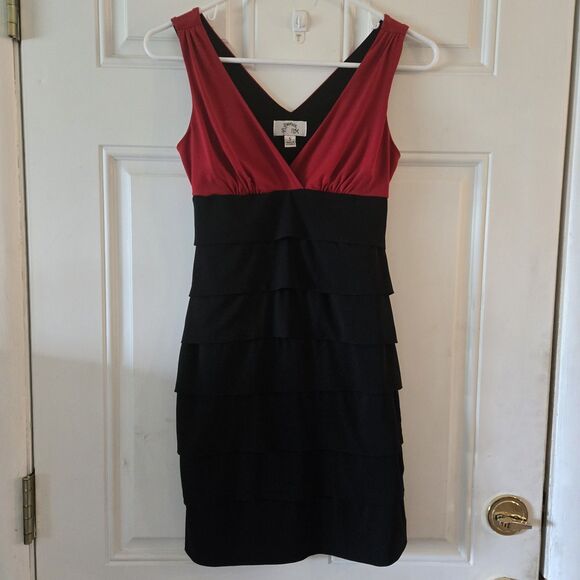 Sweet Storm Dress Womens Small Red Black Sleeveless Bodycon Cocktail Stretchy - Picture 1 of 6